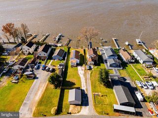 1132 E RIVERSIDE, Essex, MD 21221