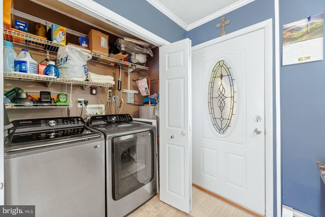 11 MIDWOOD, Levittown, PA 19054
