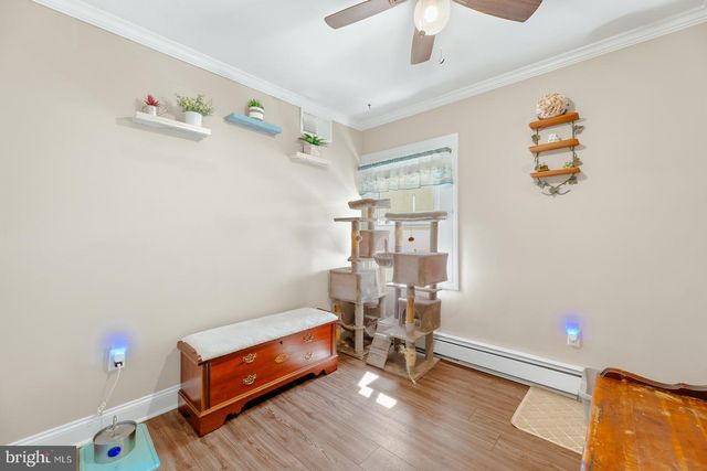 11 MIDWOOD, Levittown, PA 19054