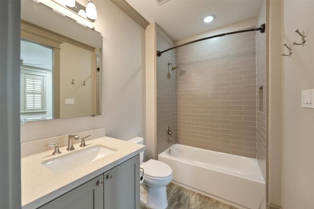 416 W 18th Street, Houston, TX 77008