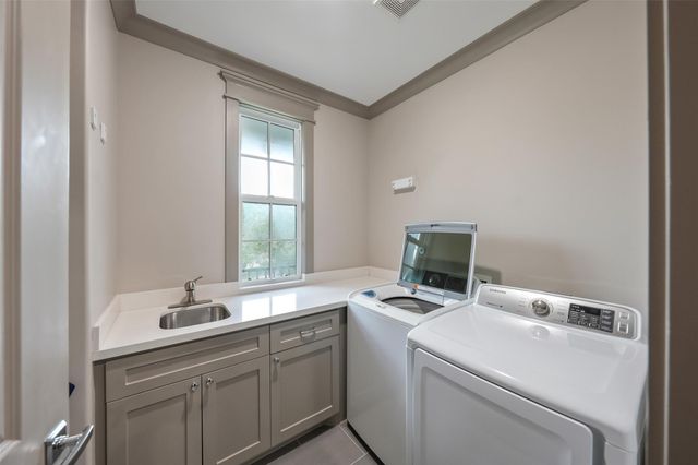 416 W 18th Street, Houston, TX 77008