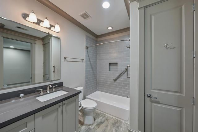 416 W 18th Street, Houston, TX 77008