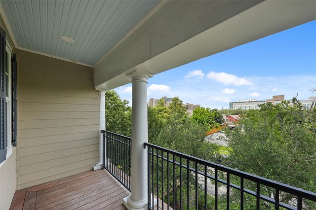 416 W 18th Street, Houston, TX 77008