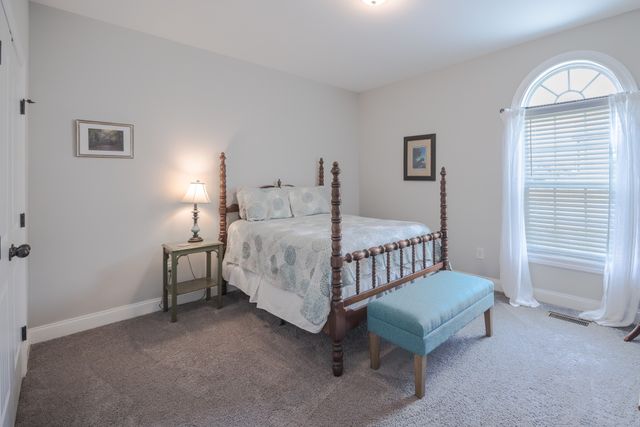 813 Tanager Pl, Lebanon, TN 37087