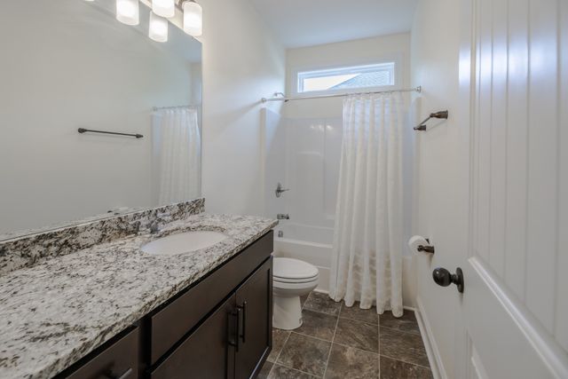813 Tanager Pl, Lebanon, TN 37087