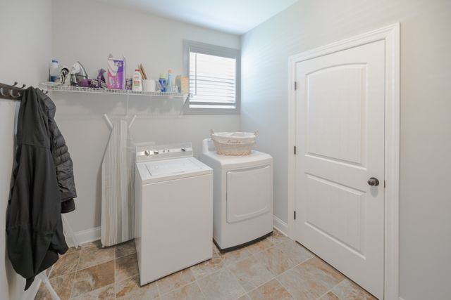 813 Tanager Pl, Lebanon, TN 37087