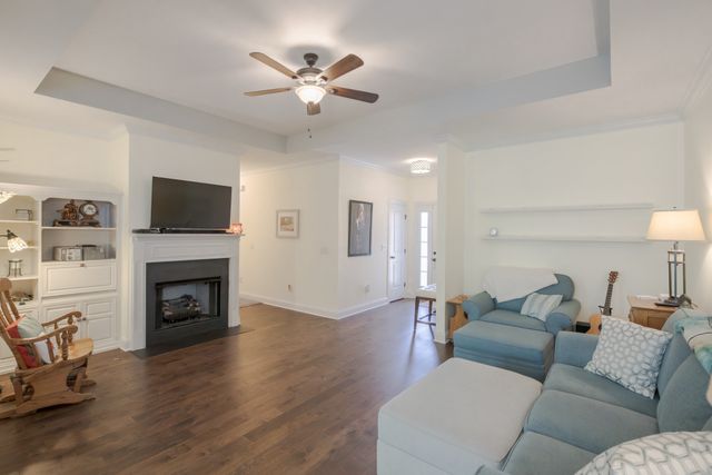 813 Tanager Pl, Lebanon, TN 37087
