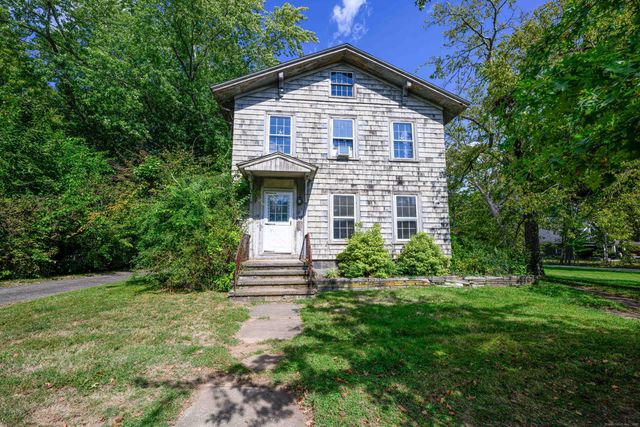 174 Whitfield Street, Guilford, CT 06437