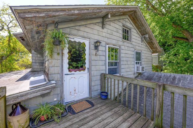 174 Whitfield Street, Guilford, CT 06437