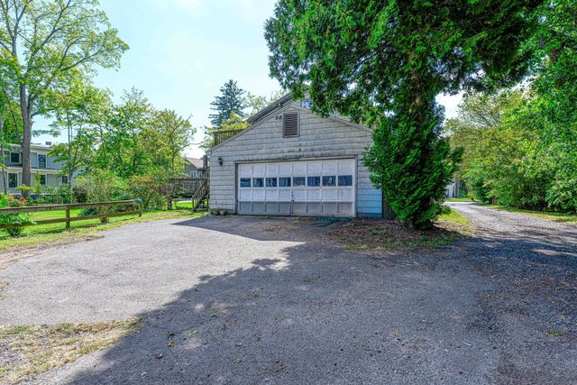 174 Whitfield Street, Guilford, CT 06437