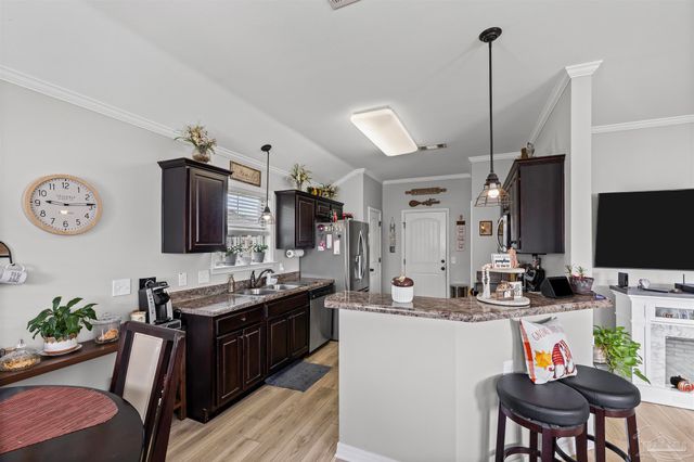 5764 Shady Glen Ct, Pace, FL 32571