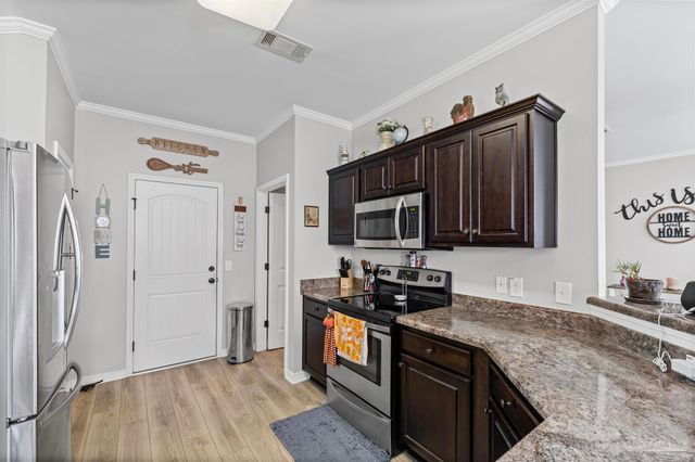 5764 Shady Glen Ct, Pace, FL 32571