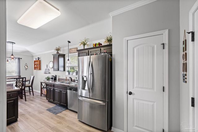 5764 Shady Glen Ct, Pace, FL 32571