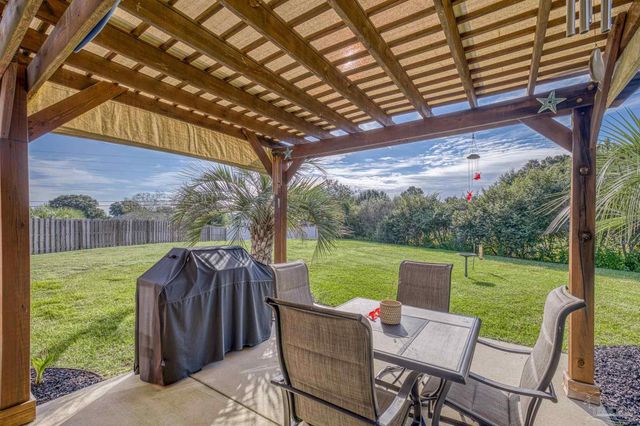 5764 Shady Glen Ct, Pace, FL 32571