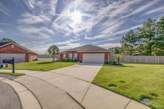 5764 Shady Glen Ct, Pace, FL 32571