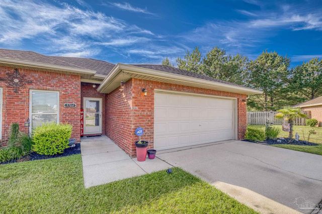 5764 Shady Glen Ct, Pace, FL 32571