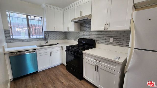 4732 Elmwood Avenue 3, Los Angeles, CA 90004