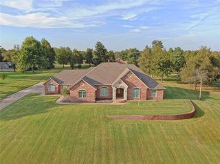 16651 Roserock Circle, Choctaw, OK 73020