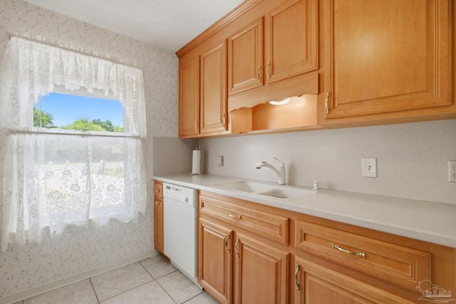 4320 Grant St, Pace, FL 32571