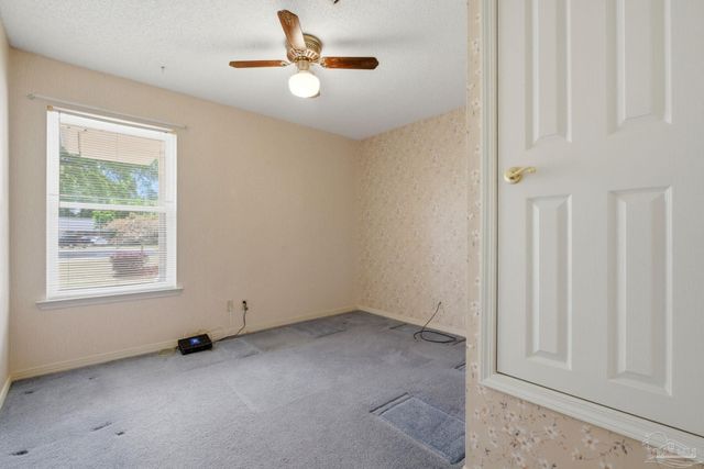 4320 Grant St, Pace, FL 32571