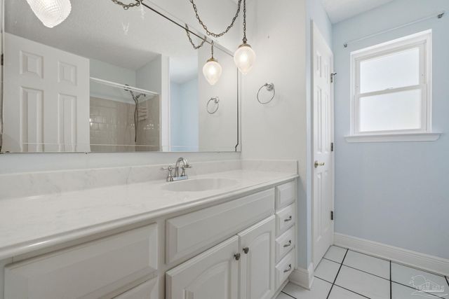 4320 Grant St, Pace, FL 32571