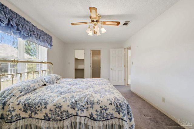 4320 Grant St, Pace, FL 32571