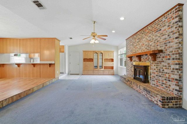 4320 Grant St, Pace, FL 32571