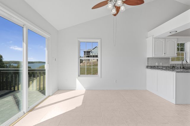 185 Sunset Pass, Big Sandy, TN 38221