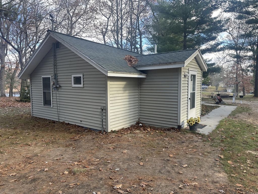 10018 S Rebecca Road, Baldwin, MI 49304