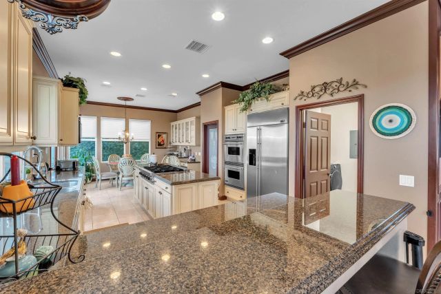 5398 SHANNON RIDGE LN, San Diego, CA 92130