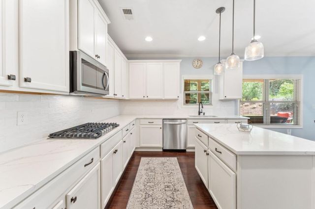 407 Riverwalk Manor Drive, Dallas, GA 30132