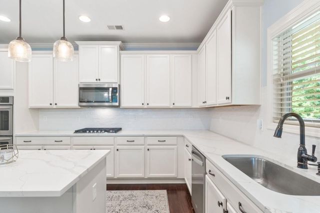 407 Riverwalk Manor Drive, Dallas, GA 30132