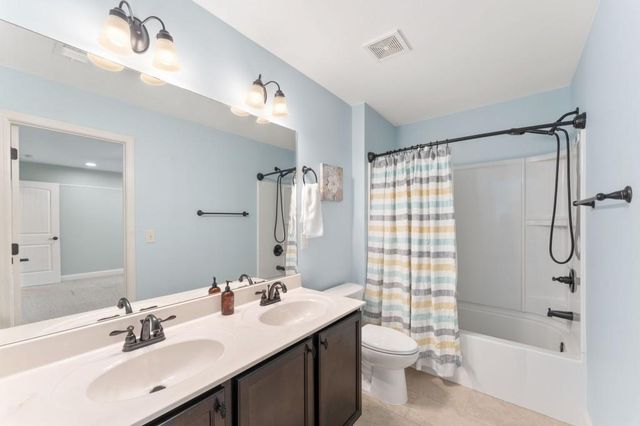 407 Riverwalk Manor Drive, Dallas, GA 30132
