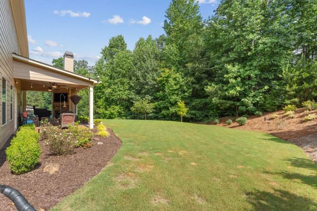 407 Riverwalk Manor Drive, Dallas, GA 30132