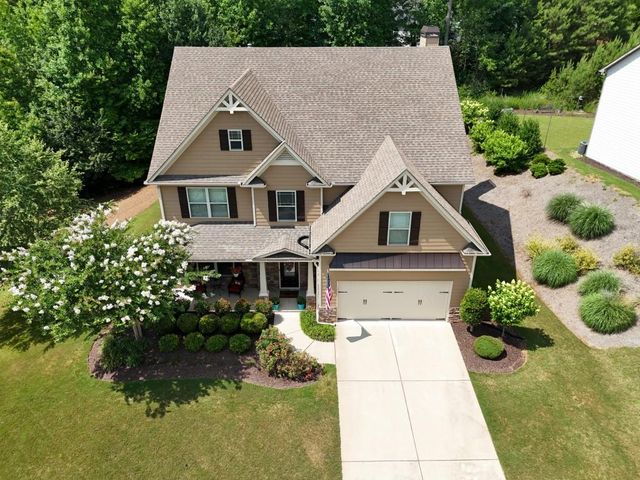407 Riverwalk Manor Drive, Dallas, GA 30132