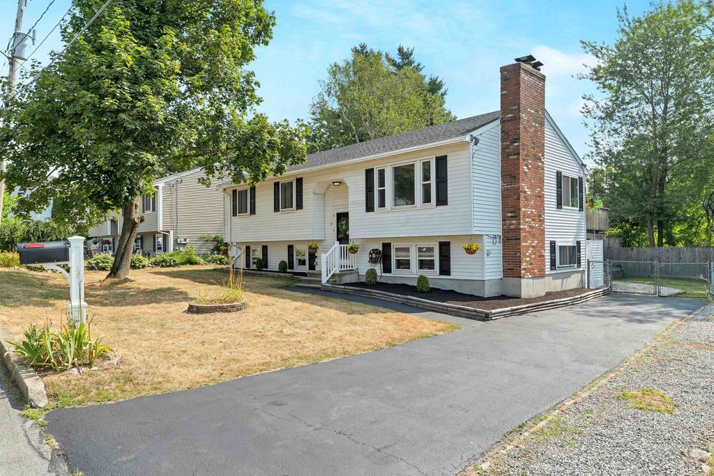 15 Brad Court, Manchester, NH 03103