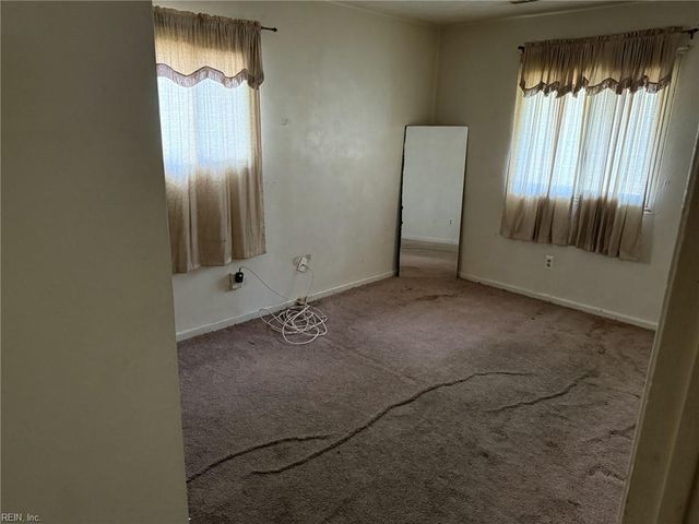 230 Longmeadow DR, Newport News, VA 23601