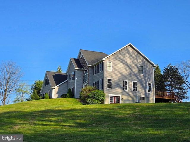 861 DUNKELS CHURCH RD, Kutztown, PA 19530