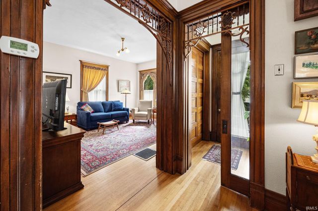 201 E Franklin Street, Delphi, IN 46923