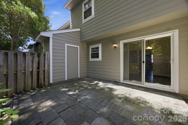 3132 Heathstead Place, Charlotte, NC 28210