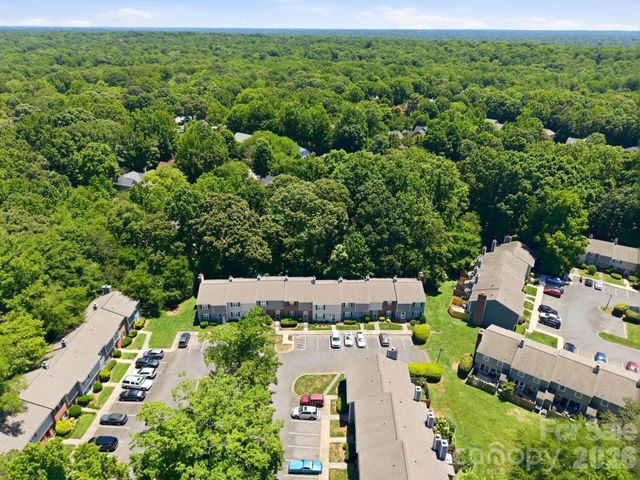 3132 Heathstead Place, Charlotte, NC 28210