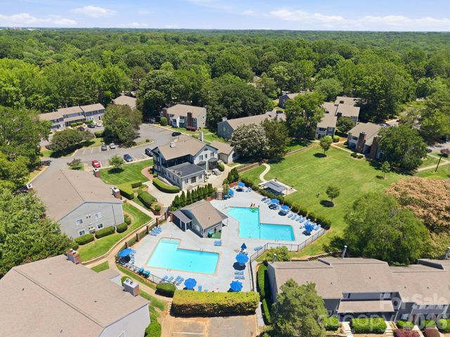 3132 Heathstead Place, Charlotte, NC 28210