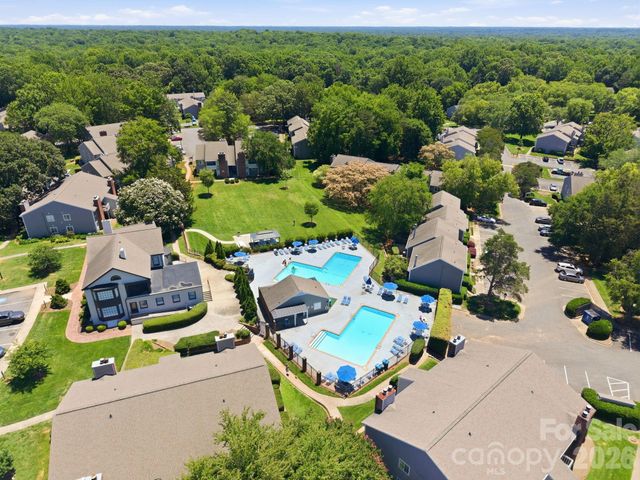 3132 Heathstead Place, Charlotte, NC 28210