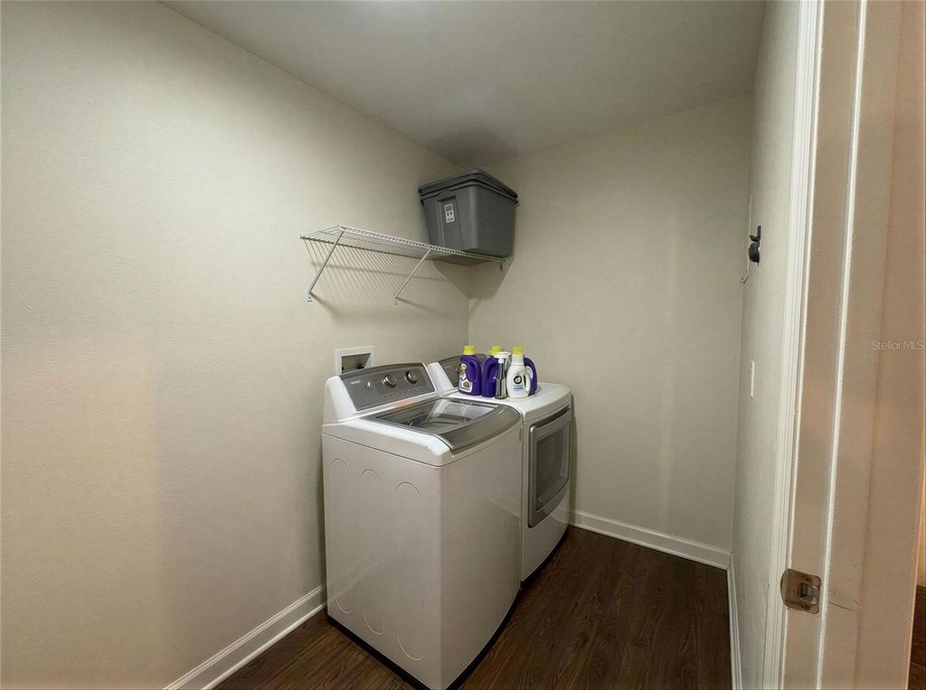 Image 12 of property listing at 4029 60TH STREET W, Bradenton, FL 34209