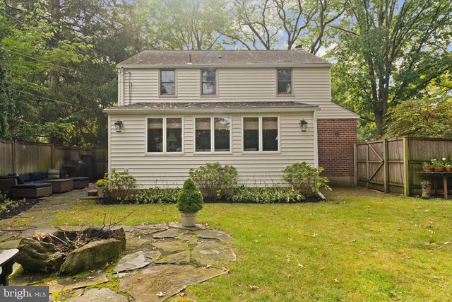 223 LARRIMORE LN, Erdenheim, PA 19038