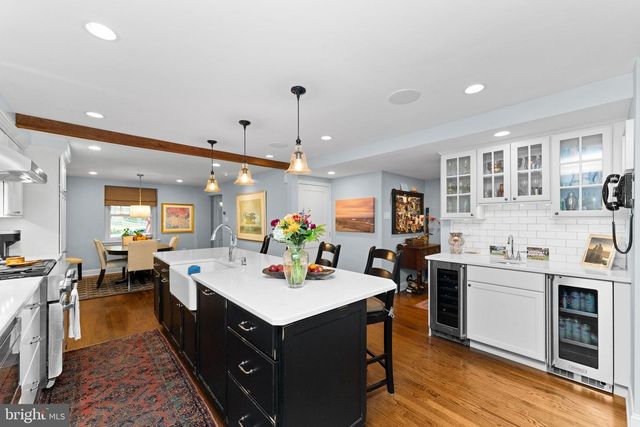 223 LARRIMORE LN, Erdenheim, PA 19038