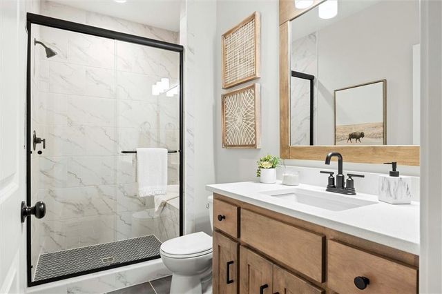 17394 S Raintree Drive Bldg I Unit 33, Olathe, KS 66062