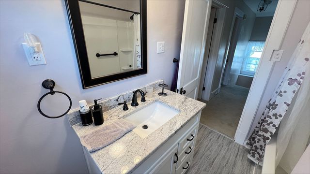 421 Argonne Drive, New Kensington, PA 15068