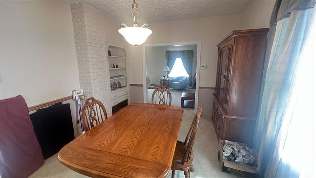 421 Argonne Drive, New Kensington, PA 15068