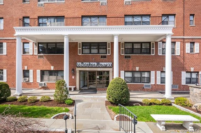 33 Barker Avenue 2J, White Plains, NY 10601